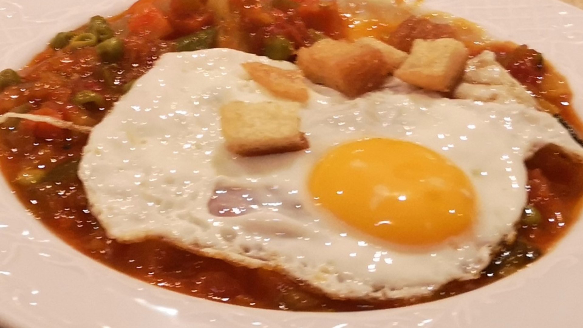 Pisto Manchego con huevo escalfado