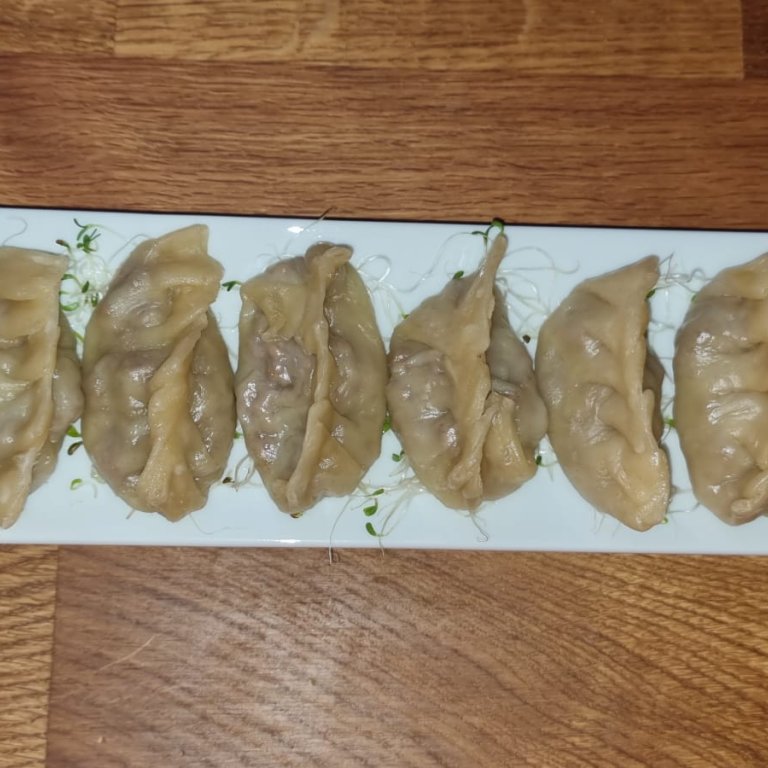 Gyozas con rabo de toro